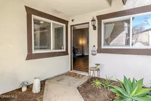 1796 Tipperary Ln, Newbury Park, CA 91320 - Photo 3