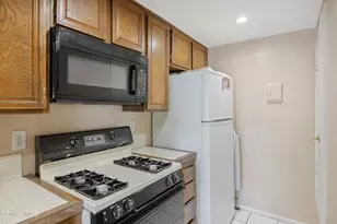 5957 Nelda St, Simi Valley, CA 93063 - Photo 9