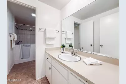 744 Woodlawn Drive, Thousand Oaks, CA 91360 - Photo 47