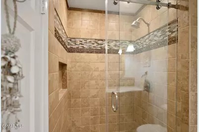 5947 Saint Laurent Drive, Agoura Hills, CA 91301 - Photo 37
