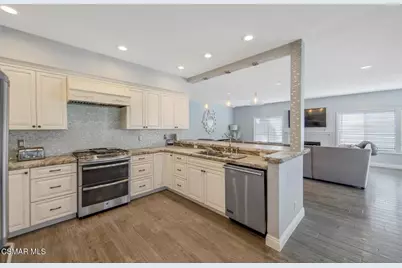 5947 Saint Laurent Drive, Agoura Hills, CA 91301 - Photo 25