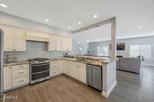 5947 St Laurent Dr, Agoura Hills, CA 91301 - Photo 25