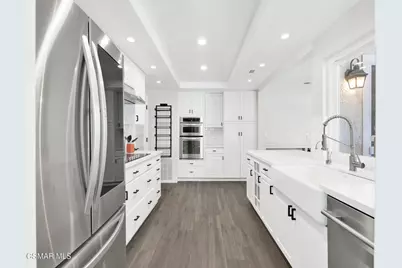 1616 Valecroft Avenue, Westlake Village, CA 91361 - Photo 13