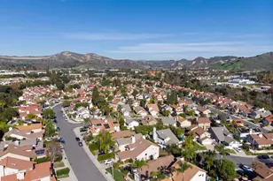 3831 Cottonwood Grove Trail, Calabasas, CA 91301 - Photo 53
