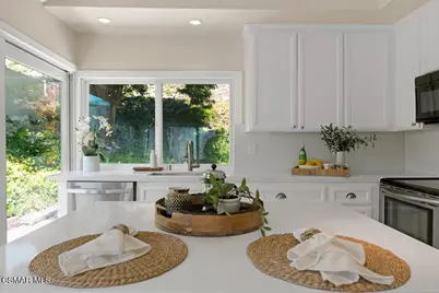 1855 Brooktree Court, Thousand Oaks, CA 91362 - Photo 7