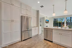 531 Shadow Ln, Simi Valley, CA 93065 - Photo 5