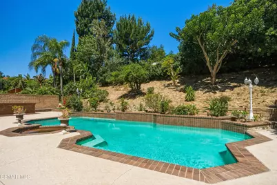 18935 Granada Circle, Porter Ranch, CA 91326 - Photo 39