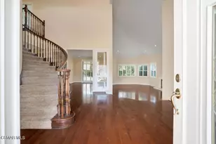 12048 Silver Crest St, Moorpark, CA 93021 - Photo 11