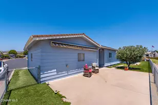 134 Poinsettia Gardens Dr, Ventura, CA 93004 - Photo 19