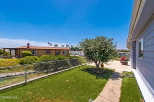 134 Poinsettia Gardens Dr, Ventura, CA 93004 - Photo 3