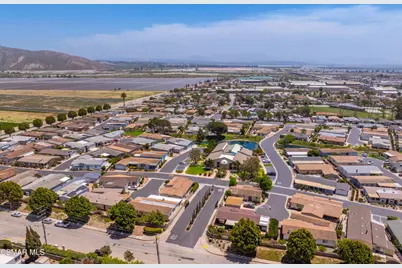 134 Poinsettia Gardens Drive #134, Ventura, CA 93004 - Photo 47