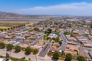134 Poinsettia Gardens Dr, Ventura, CA 93004 - Photo 47