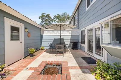 345 Jeremiah Drive #E, Simi Valley, CA 93065 - Photo 17