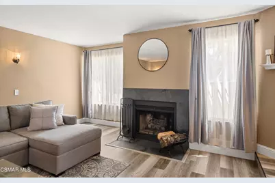 345 Jeremiah Drive #E, Simi Valley, CA 93065 - Photo 5