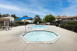 1258 Ramona Dr, Newbury Park, CA 91320 - Photo 3