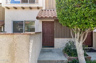 19545 Sherman Way, Reseda, CA 91335 - Photo 3
