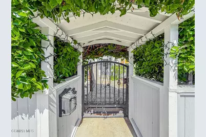 4332 Allott Avenue, Sherman Oaks, CA 91423 - Photo 9