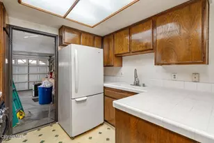 5291 Colodny Dr, Agoura Hills, CA 91301 - Photo 13