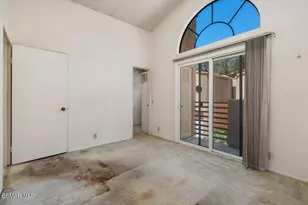 5291 Colodny Dr, Agoura Hills, CA 91301 - Photo 19