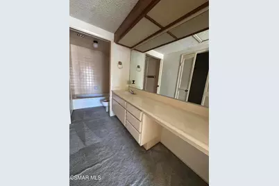 5291 Colodny Drive #19, Agoura Hills, CA 91301 - Photo 13