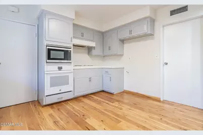 2085 Rayshire Street, Thousand Oaks, CA 91362 - Photo 13