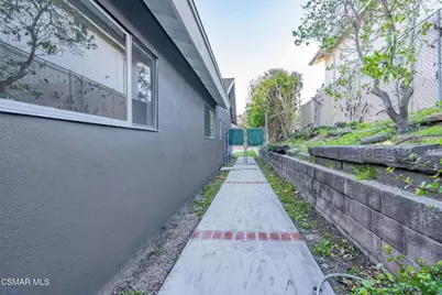2085 Rayshire Street, Thousand Oaks, CA 91362 - Photo 31