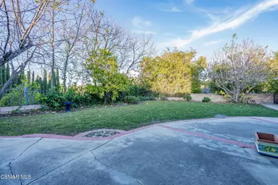 2085 Rayshire Street, Thousand Oaks, CA 91362 - Photo 33