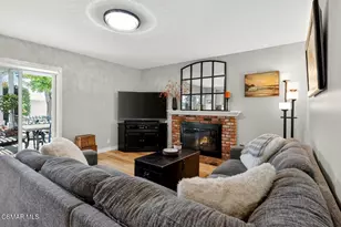907 Sagebrush Pl, Newbury Park, CA 91320 - Photo 11
