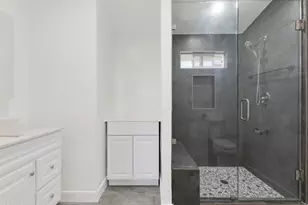 32055 Emerald Ln, Castaic, CA 91384 - Photo 19