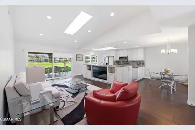 4121 Village 4, Camarillo, CA 93012 - Photo 3