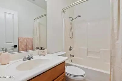 2438 Kipana Avenue, Ventura, CA 93001 - Photo 13