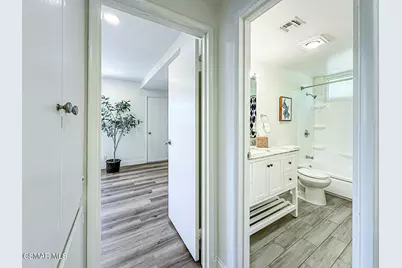 211 Sandberg Street, Thousand Oaks, CA 91360 - Photo 19