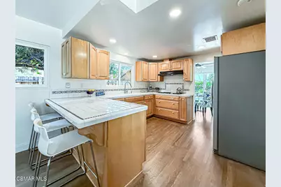 211 Sandberg Street, Thousand Oaks, CA 91360 - Photo 9
