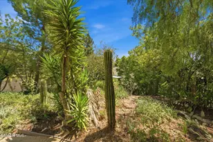 2085 Brookfield Dr, Thousand Oaks, CA 91362 - Photo 39