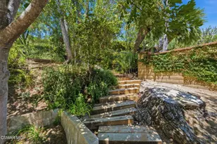 2085 Brookfield Dr, Thousand Oaks, CA 91362 - Photo 41