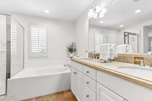 2922 Encina Ln, Simi Valley, CA 93065 - Photo 11