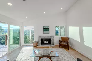 5101 Calatrana Dr, Woodland Hills, CA 91364 - Photo 13
