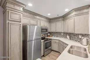 631 Oak Run Trail, Oak Park, CA 91377 - Photo 19