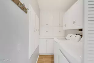 18129 Village 18, Camarillo, CA 93012 - Photo 21