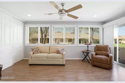 18129 Village 18, Camarillo, CA 93012 - Photo 5
