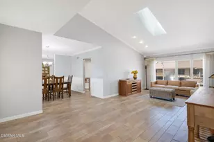 18129 Village 18, Camarillo, CA 93012 - Photo 7