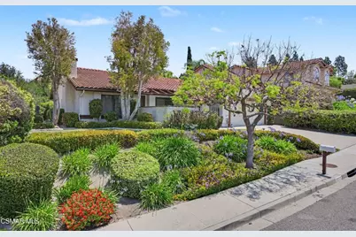 3668 Sunset Knolls Drive, Thousand Oaks, CA 91362 - Photo 3