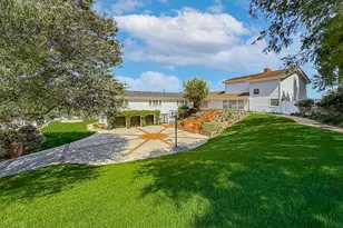 5 Concho Ln, Bell Canyon, CA 91307 - Photo 9