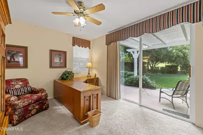 290 Chantilly Circle, Simi Valley, CA 93065 - Photo 13