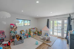 22523 Pin Tail Dr, Canyon Lake, CA 92587 - Photo 17