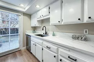 1266 Monte Sereno Dr, Thousand Oaks, CA 91360 - Photo 15