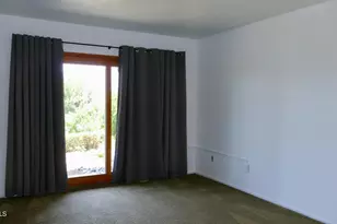 15652 Hillview Ln, Granada Hills, CA 91344 - Photo 19