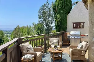 15652 Hillview Ln, Granada Hills, CA 91344 - Photo 7