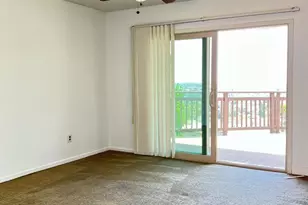 15652 Hillview Ln, Granada Hills, CA 91344 - Photo 5