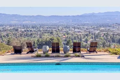 21242 Wild Flower Way, Chatsworth, CA 91311 - Photo 3